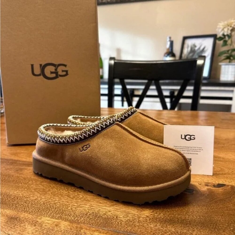 UGG Authentic Tasman Slippers Women’s Size 10 Chestnut Slip on Comfy Cozy Lounge